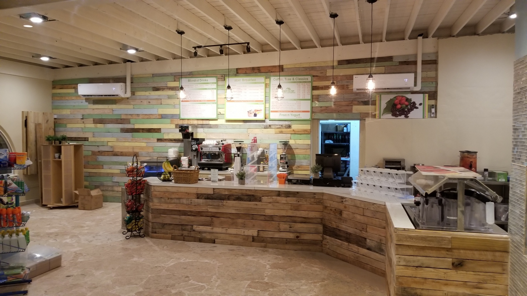 018 Coffee and Frozen Yogurt Shop