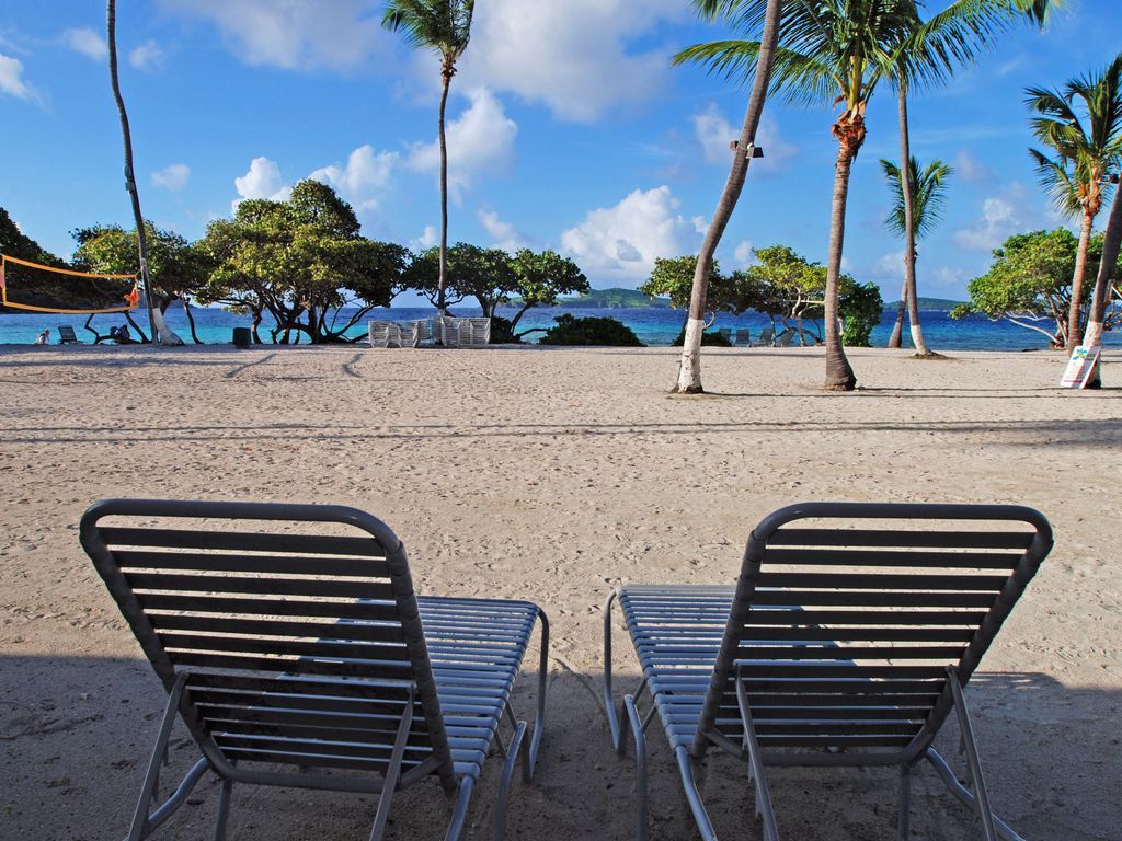 005 Sapphire Beach